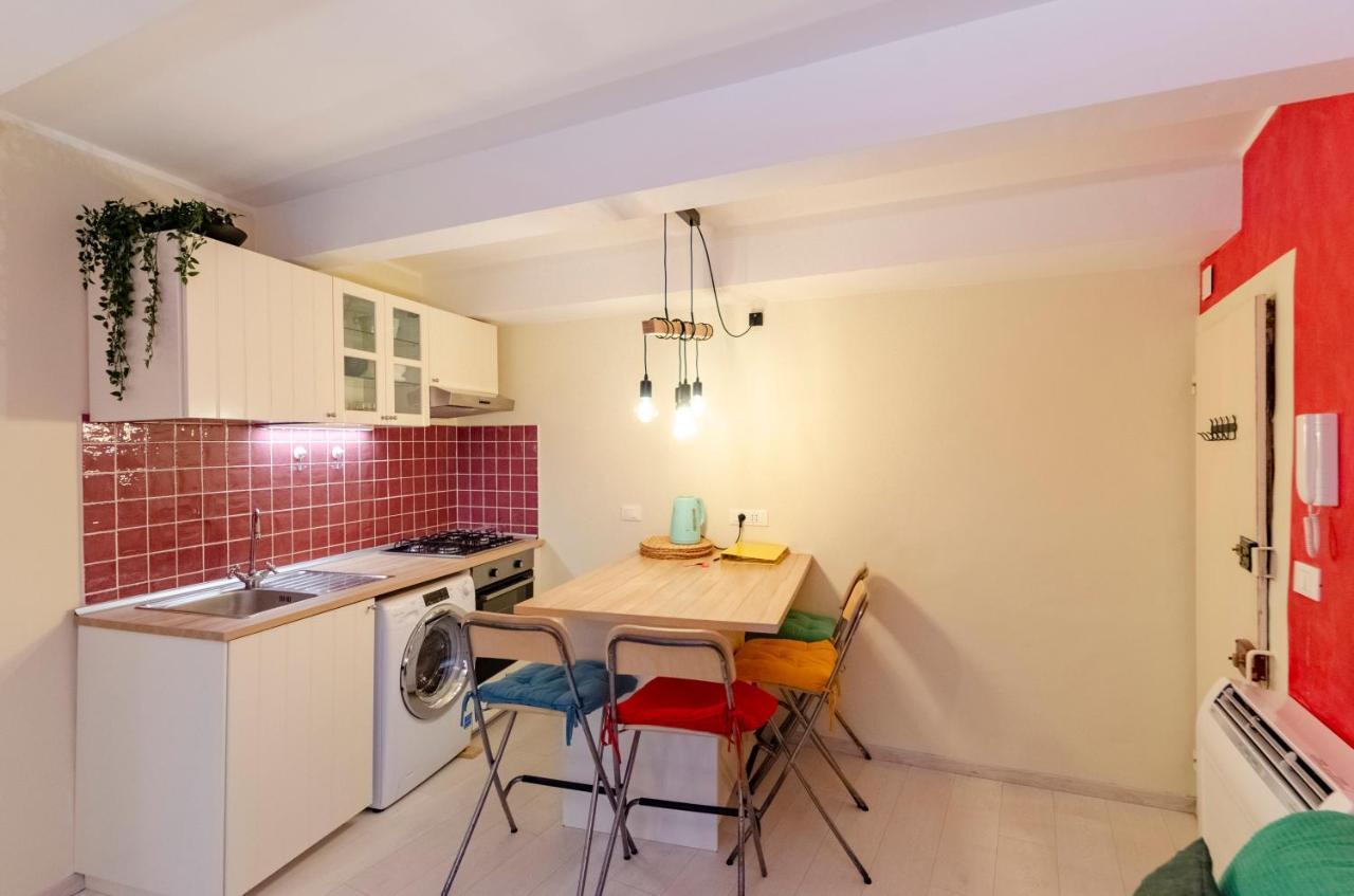 Ferienwohnung Joivy Cosy Flat In The Centre Genua Exterior foto