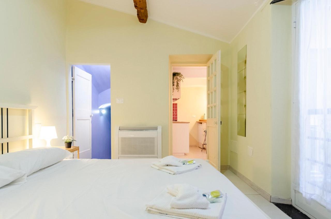 Ferienwohnung Joivy Cosy Flat In The Centre Genua Exterior foto