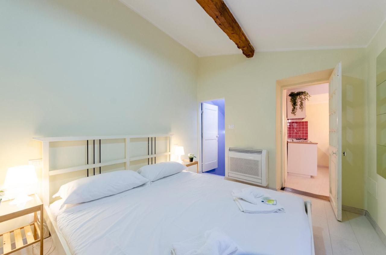 Ferienwohnung Joivy Cosy Flat In The Centre Genua Exterior foto